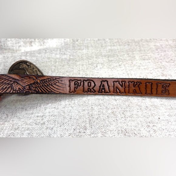 VTG childs Award Design Medals brass buckle, calf roping, w/ tooled leather belt - Picture 4 of 9